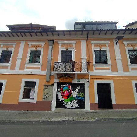 Hostal La Casa Tolena Quito - Ecuador Hotel ภายนอก รูปภาพ